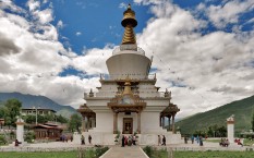 Бутанская ступа-храм